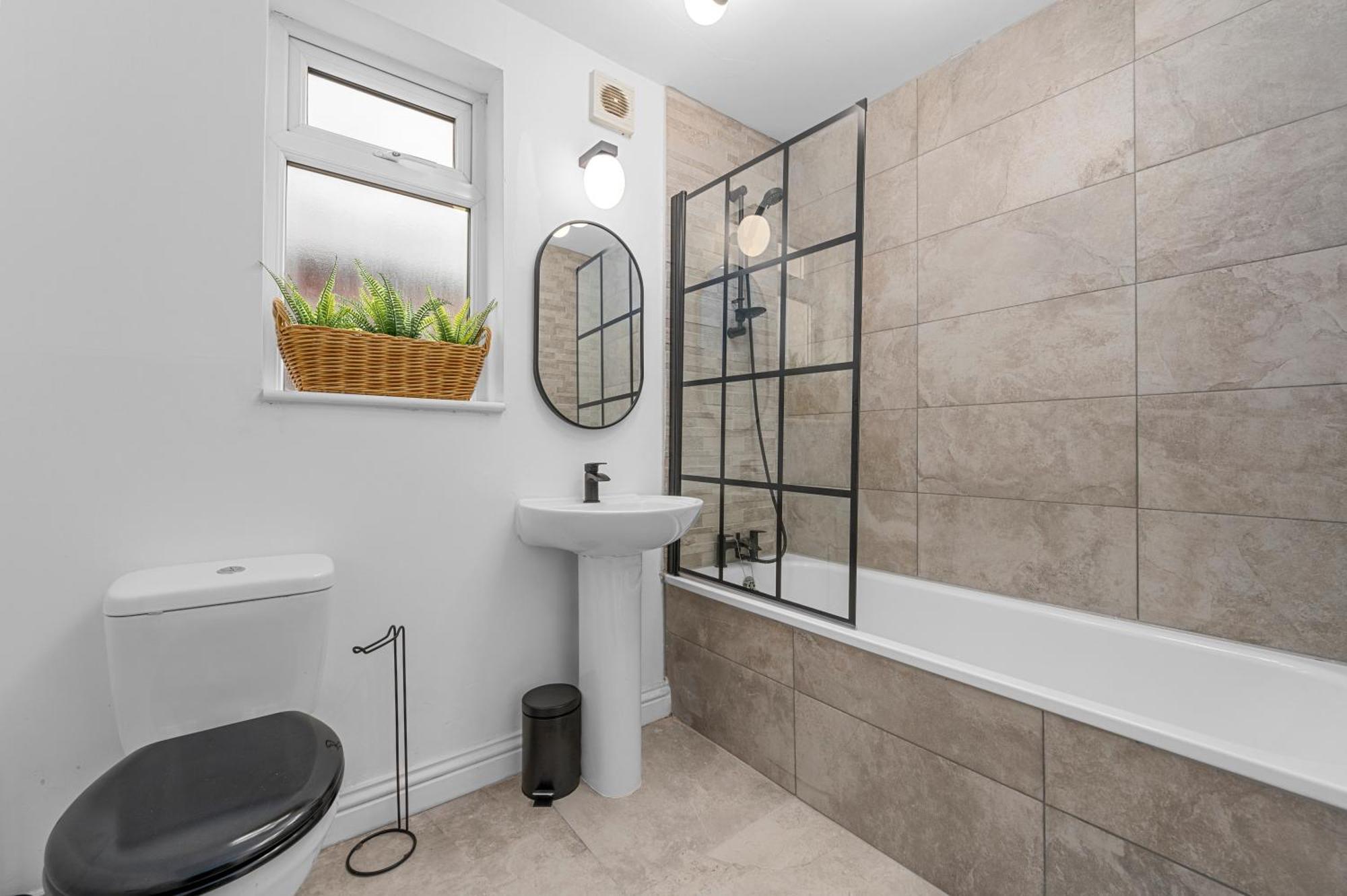 Blissful Breaks Near Old Trafford Stadium *